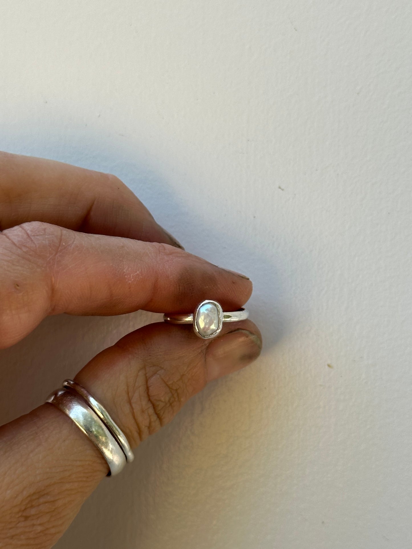 Mini Pearl Ring