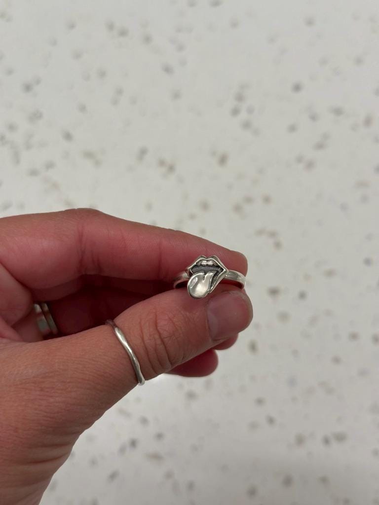 Rockout Ring